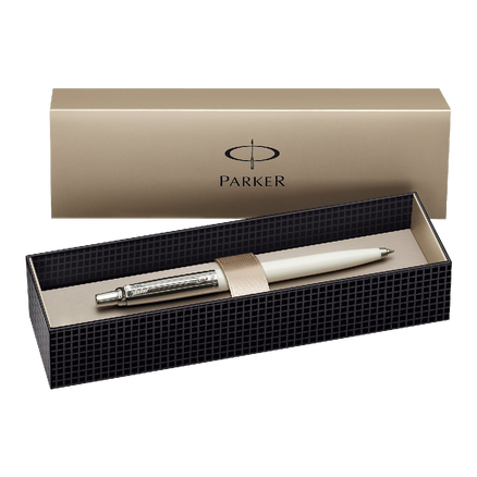 Parker Jotter Red Chrome Trim Ball Pen Gift Boxed